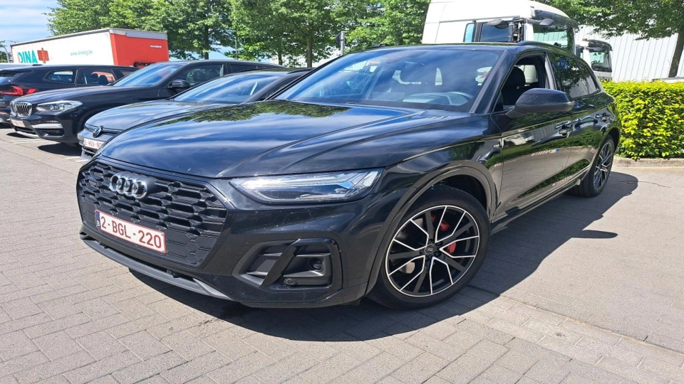 AUDI Q5 2.0 55 TFSI E SLine Quattro Competition - imaginea 1