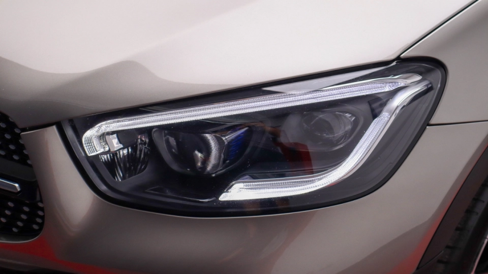 Mercedes GLC 300de Pachet AMG Panoramic Perne de Aer Keyless LED - imaginea 12