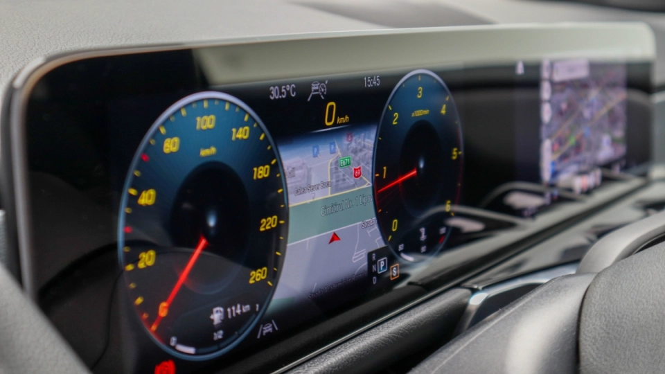 Mercedes GLB 200d WideScreen ACC Camera LED 4Matic Scaune Ventilate - imaginea 30