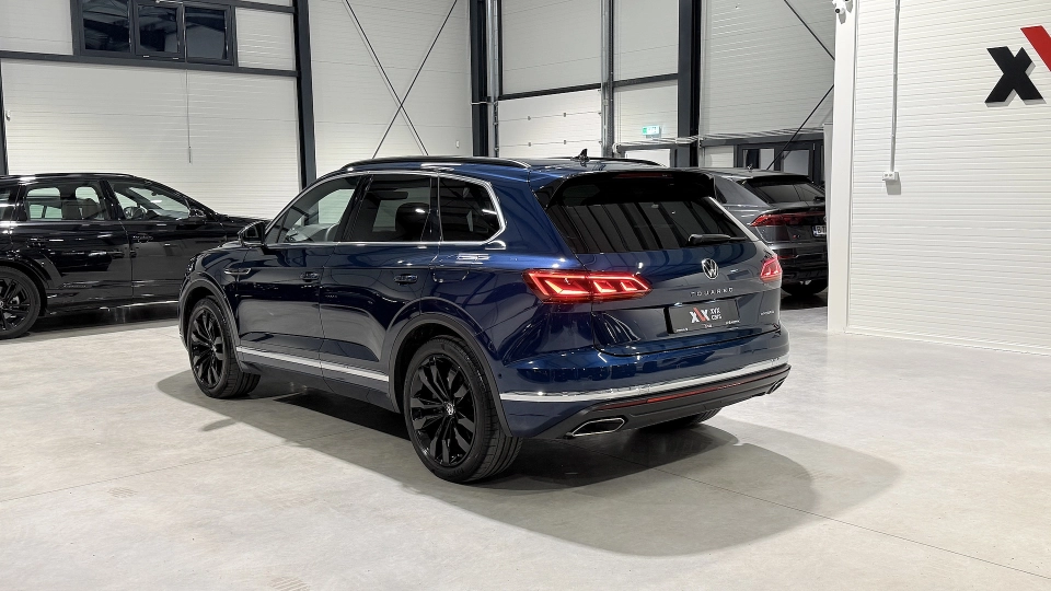 VW Touareg eHybrid Masaj Ventilatie Panoramic IQ Light Keyless Carlig - imaginea 4