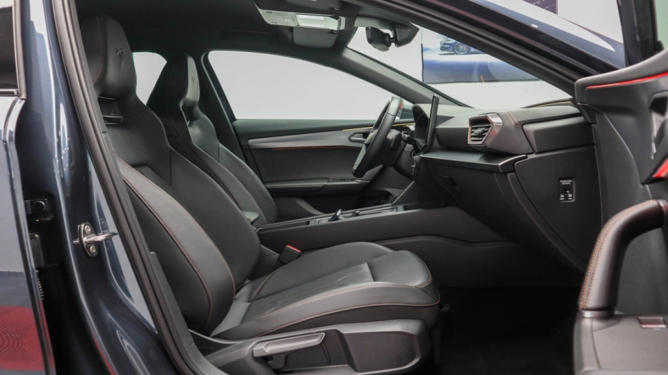Cupra Formentor Hybrid ACC Piele LED Cockpit Carlig LaneAssist Memorii - imaginea 26