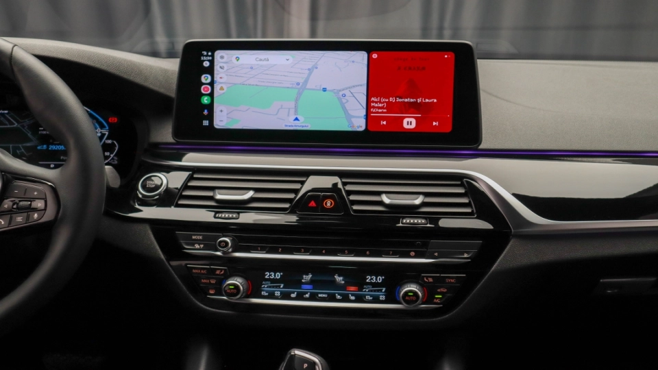 BMW 530e Assisted Driving Interior Confort Ventilatie Faruri Laser - imaginea 32
