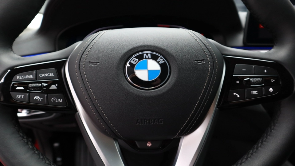 BMW 520d Sedan 2021 - Luxury Line - imaginea 15