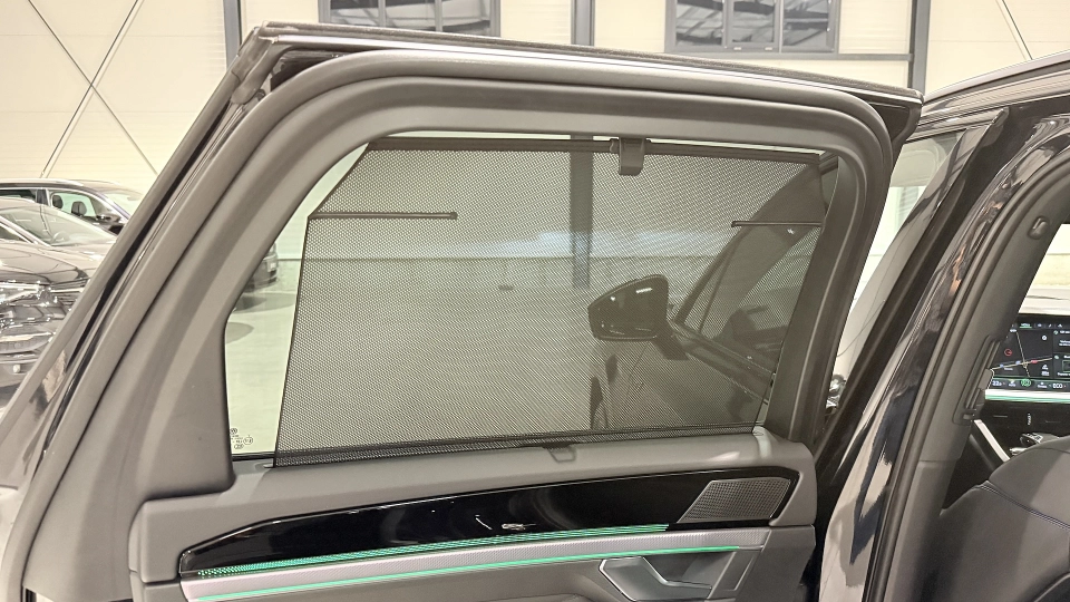 VW Touareg R Ventilatie Trapa Masaj Ambientale Incalzire Carlig - imaginea 35