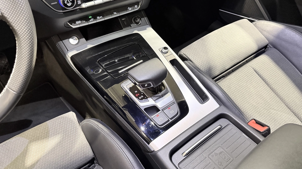  Audi Q5 55 TFSIe Quattro Incalzire Scaune Matrix SLine Competition - imaginea 21