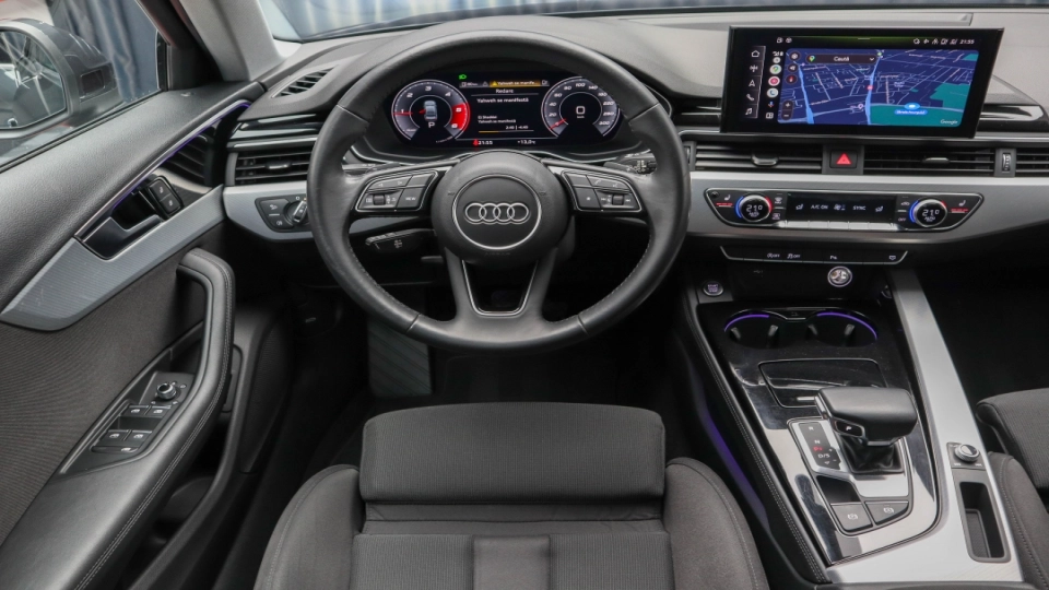 Audi A4 2.0 TDI S-tronic Advanced Camera Side Cockpit - imaginea 31