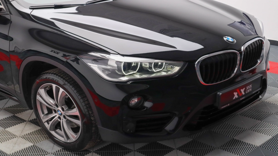 BMW X1 SportLine 2.0d Automat Faruri LED Lane Assist Scaune Sport - imaginea 15
