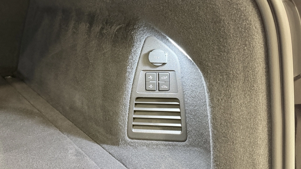 VW Touareg eHybrid Piele Puglia Ventilatie Panoramic IQ Light Carlig - imaginea 36