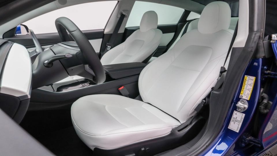Tesla 3 LongRange DualMotor Piele Alba Garantie pana in 2028 - imaginea 26