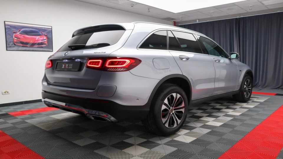 Mercedes GLC 300de 4x4 Aut Panoramic HeadUp MultiBeam LED Ambientale - imaginea 4