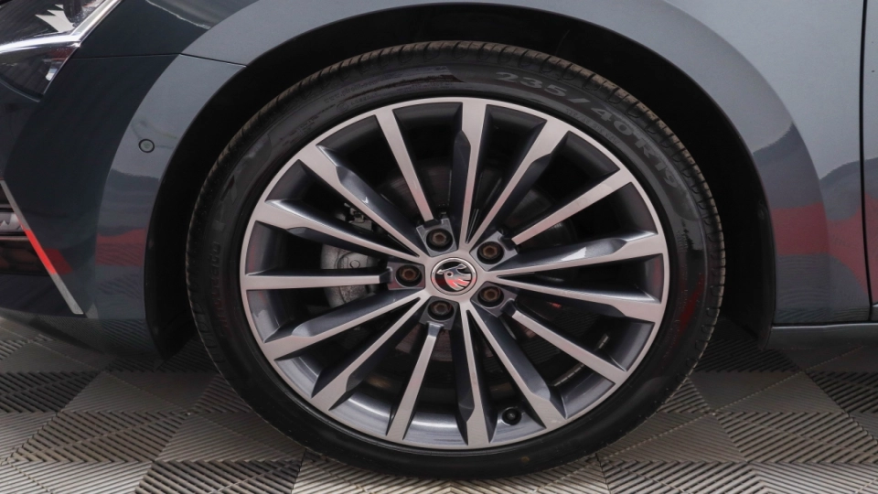 Skoda Superb Plug In Hybrid Laurin&Klement Scaune Ventilate Masaj - imaginea 14