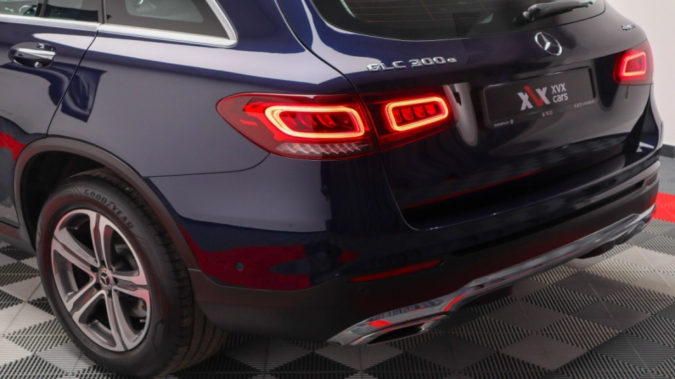 Mercedes GLC 300e MultiBeam LED Pano 360° V.Cockpit Perne Webasto - imaginea 17