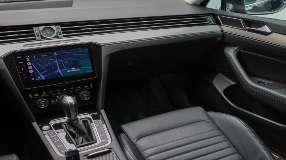 Volkswagen Passat 2.0 TDI DSG 4MOTION V.Cockpit Side/Lane Assist Masaj - imaginea 33