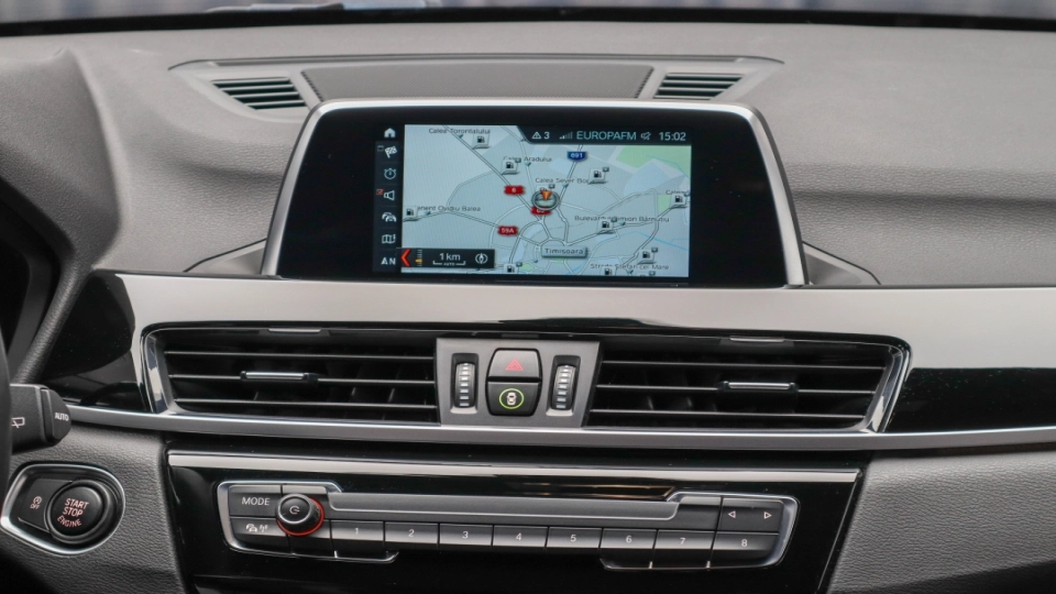 BMW X1 SportLine 2.0d Automat Faruri LED Lane Assist Scaune Sport - imaginea 29