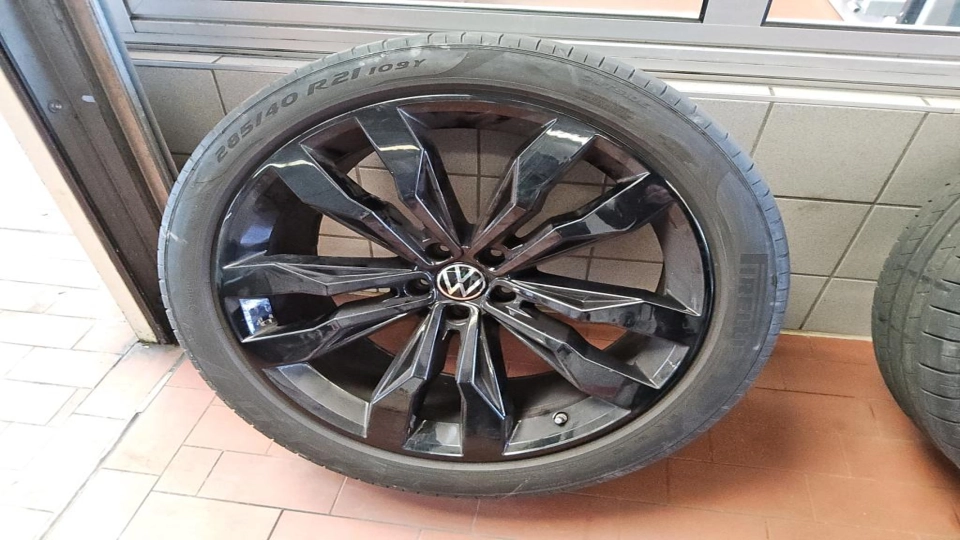 Volkswagen Touareg Elegance 4Motion 3.0 TSI Hybrid 250kW 8-Gang tiptro - imaginea 7