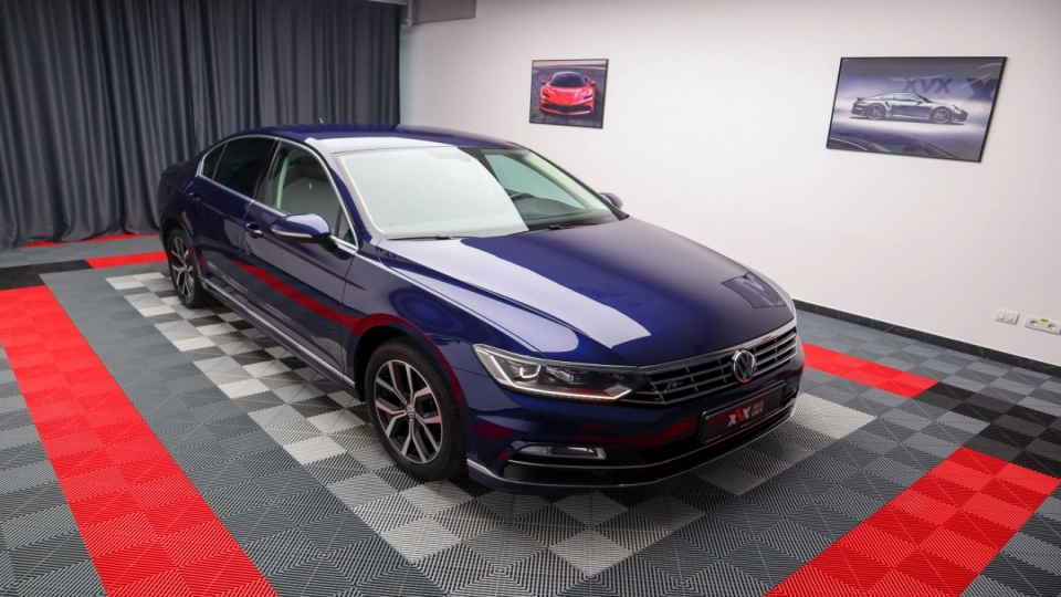 Volkswagen Passat R-Line 2.0 TDI DSG LED ACC Cockpit Navigatie Camera - imaginea 5