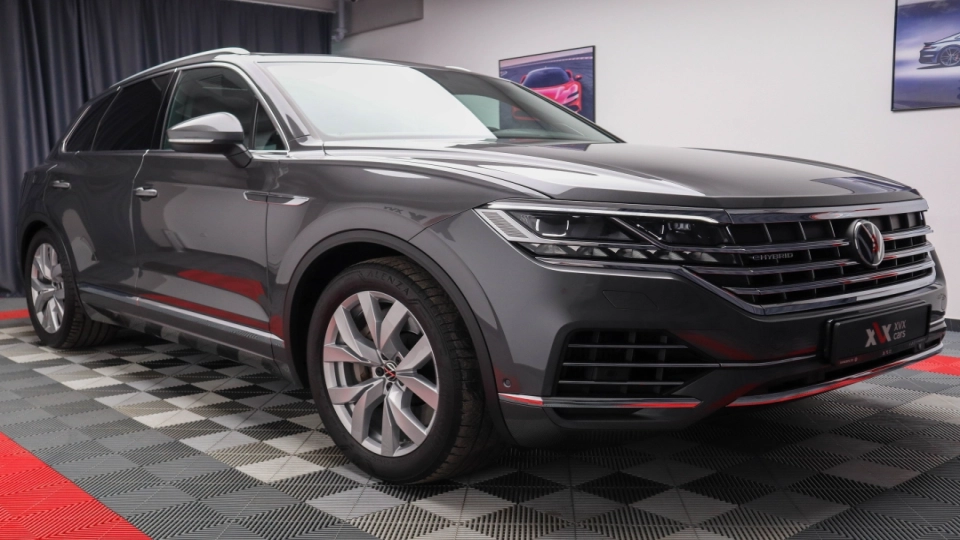 VW Touareg E-Hybrid 462 cai Trapa Ambientale Cockpit Masaj ACC Keyless - imaginea 11