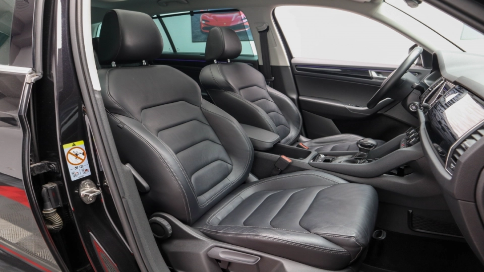Skoda Kodiaq Style DSG 2.0 TDI Pano LED Memorii ACC Keyless Go/Entry - imaginea 28
