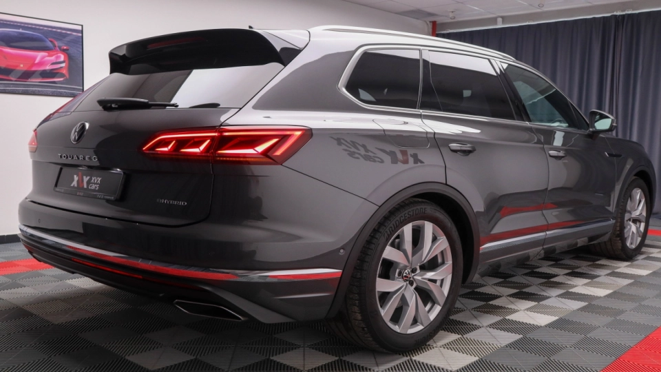 VW Touareg E-Hybrid 462 cai Trapa Ambientale Cockpit Masaj ACC Keyless - imaginea 18