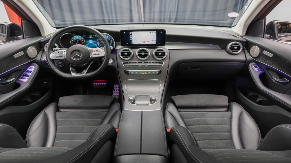 Mercedes GLC 300de Pachet AMG Panoramic Perne de Aer Keyless LED - imaginea 26