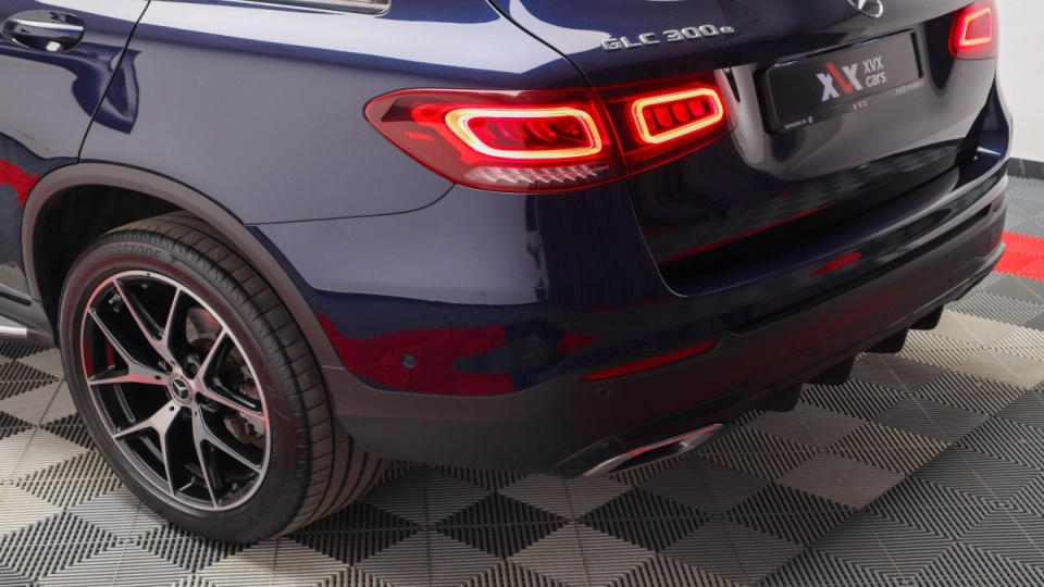 Mercedes GLC AMG 300e Panoramic MultiBeamLED Carbon PachAsistentaFull - imaginea 21