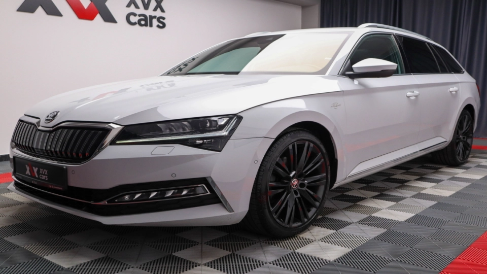 Skoda Superb Combi DSG PlugIn Pano Ventilatie Masaj Keyless ACC Matrix - imaginea 13