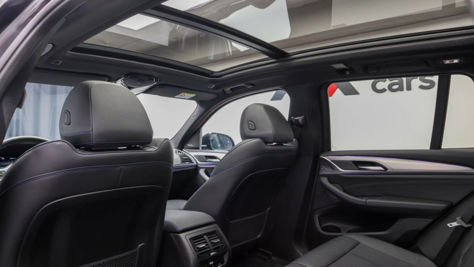 BMW X3 30e M Pachet Pano Gesturi Ambientale - imaginea 25
