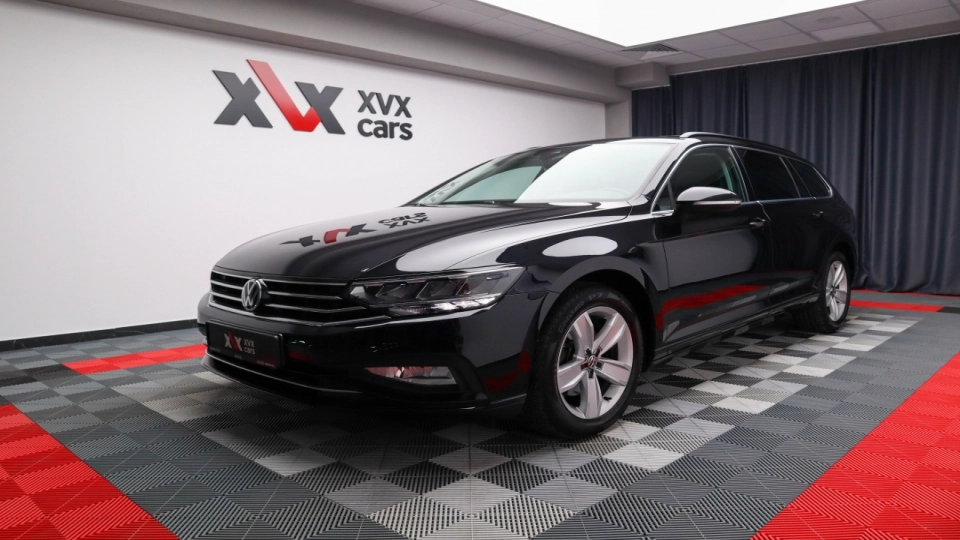 Volkswagen Passat Facelift 2.0 TDI DSG 4MOTION Panoramic ACC Masaj LED - imaginea 1