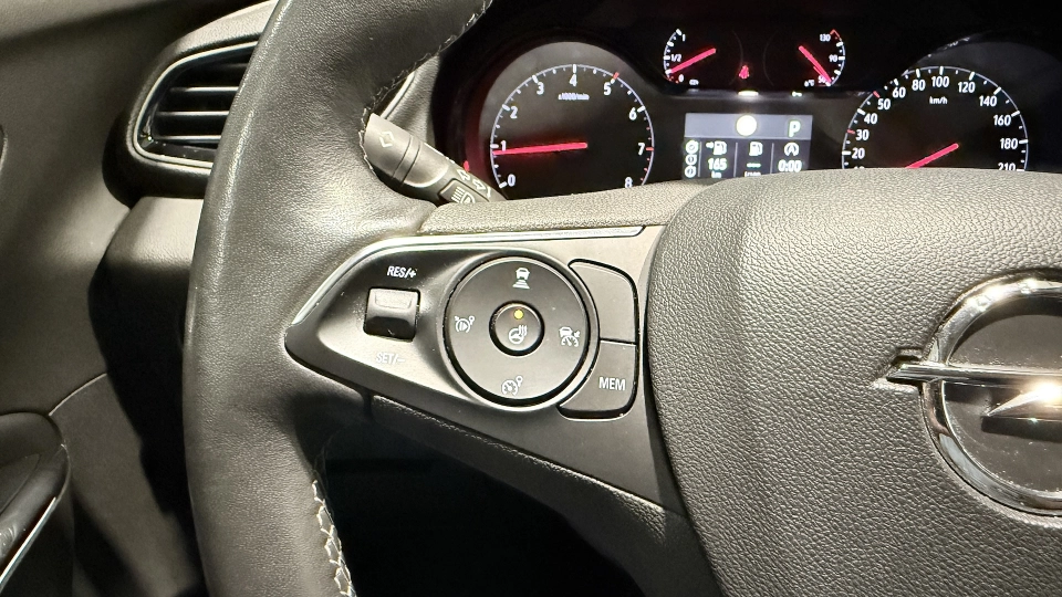 Opel Grandland X - ACC Side Assist Line Assist Ambientale - imaginea 26