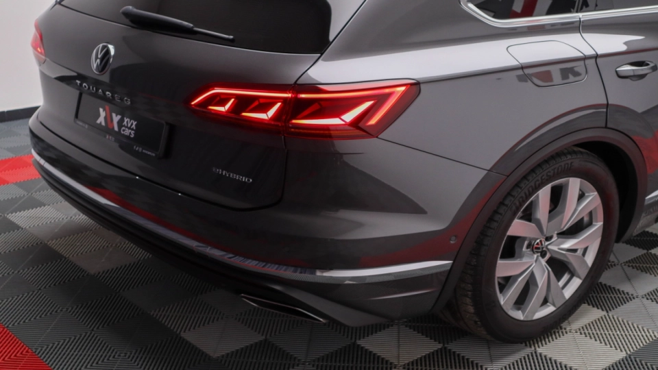 VW Touareg E-Hybrid 462 cai Trapa Ambientale Cockpit Masaj ACC Keyless - imaginea 22