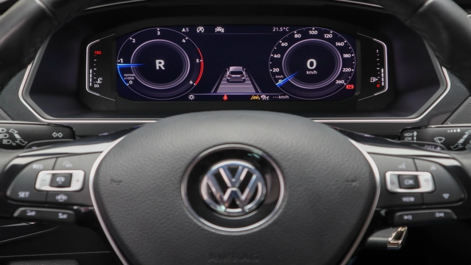 VW Tiguan 2.0 TDI DSG LaneAss BlindSpot Parktronic Cockpit Masaj ACC - imaginea 33