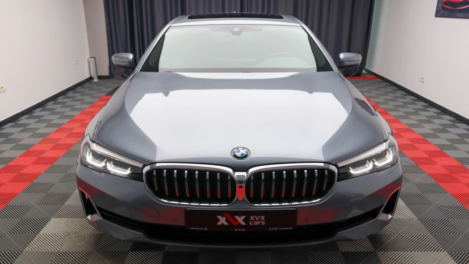 BMW Seria 530e Luxury Line Trapa Keyless Go/Entry PieleMaro Cockpit - imaginea 12