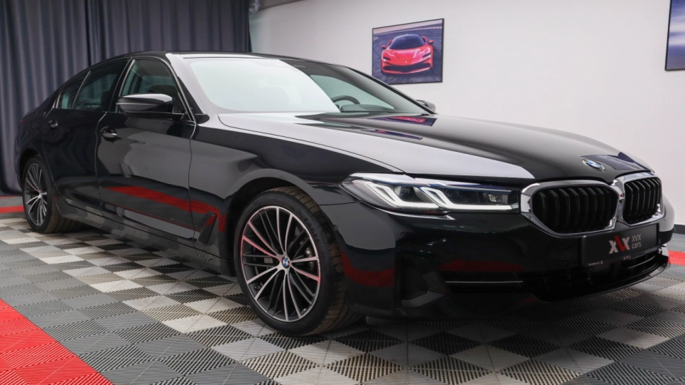 BMW 530e Assisted Driving Interior Confort Ventilatie Faruri Laser - imaginea 11