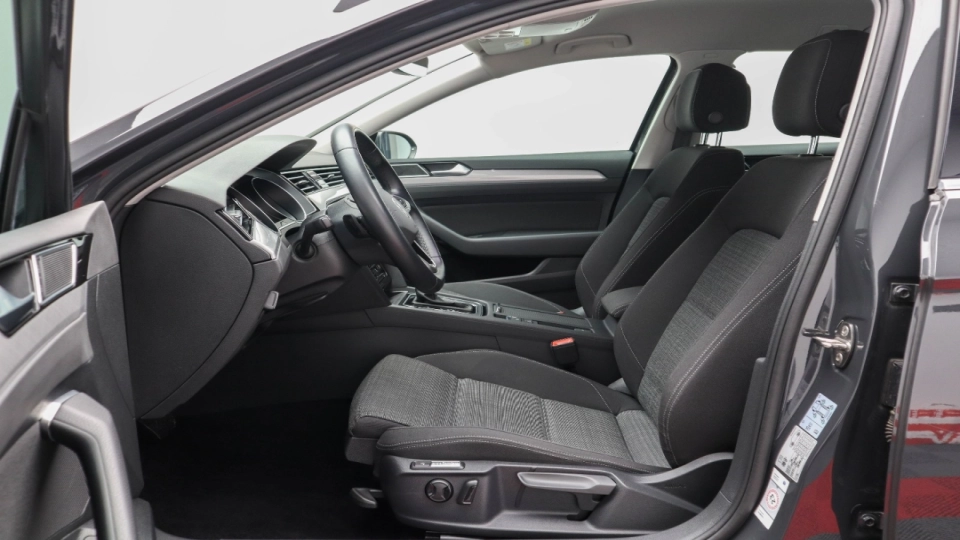 VW Passat Combi 2.0 TDI DSG IQ Light ACC Lane/Side/Front Assist Masaj - imaginea 22