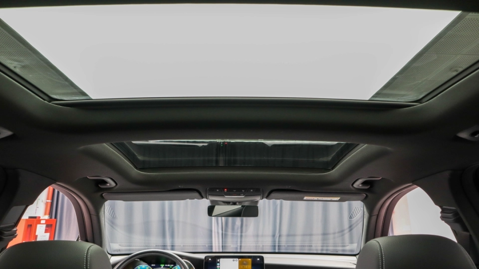Mercedes GLC 300 de 4Matic Pachet AMG Panoramic FullKeyless Burmester  - imaginea 8