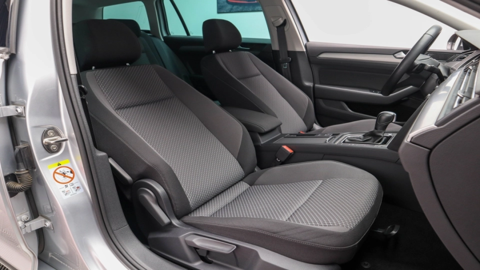 Volkswagen Passat Combi 2.0TDI DSG Lane Assist ACC Android Auto/Apple - imaginea 8