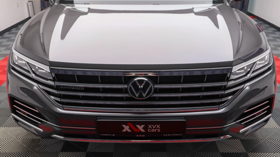 VW Touareg E-Hybrid 462 cai Trapa Ambientale Cockpit Masaj ACC Keyless - imaginea 14