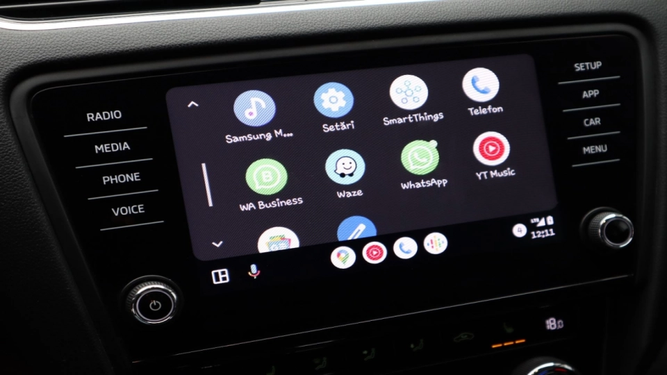 Skoda Octavia Style 2.0 TDI DSG Keyless LED Android/Apple - imaginea 38