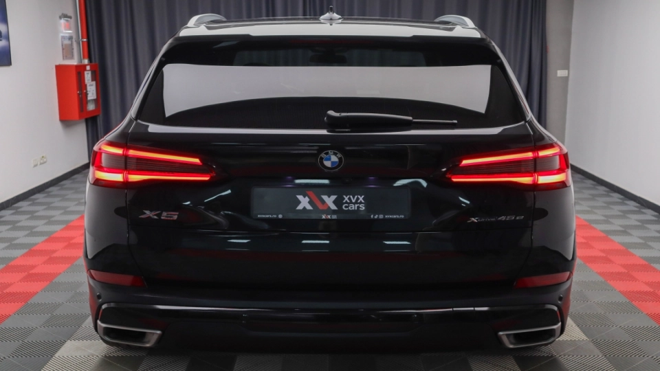 BMW X5 45e xDrive Interior INDIVIDUAL Masaj Ventilatie Faruri Laser - imaginea 18