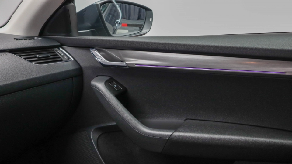 Skoda Octavia 1.5 TSI Style LED Android/Apple Keyless Lumini Ambient. - imaginea 22