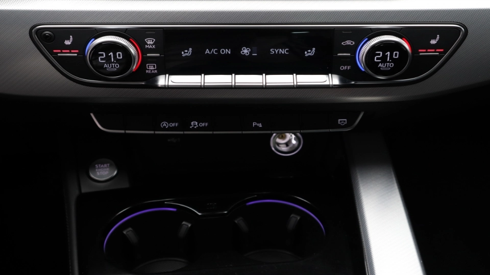 Audi A4 2.0 TDI S-tronic Advanced Camera Side Cockpit - imaginea 34