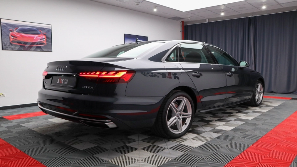 Audi A4 2.0 TDI S-tronic Advanced Camera Side Cockpit - imaginea 13