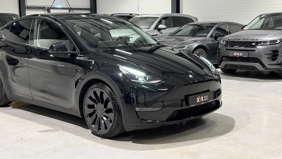 Tesla Model Y Dual Motor Performance Full Self Driving - imaginea 16