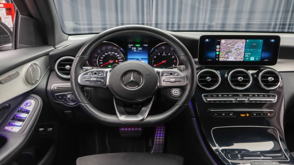Mercedes GLC 300e Pachet AMG Asistenta PLUS MultiBeam LED Keyless  - imaginea 8
