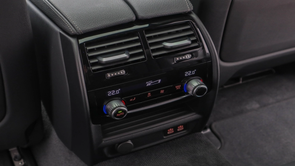 BMW 530e xDrive Automat Trapa Head Up Ambientale Faruri Laser Cockpit - imaginea 24