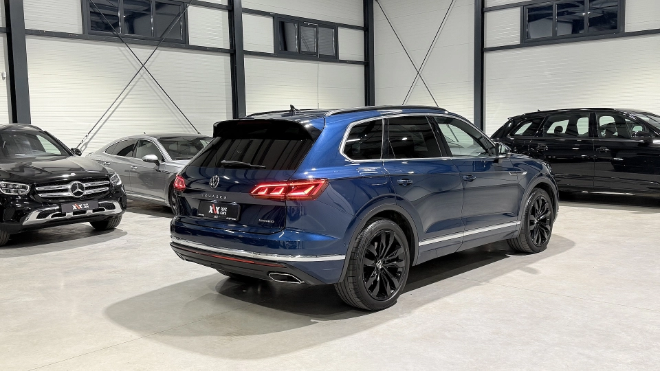 VW Touareg eHybrid Masaj Ventilatie Panoramic IQ Light Keyless Carlig - imaginea 3