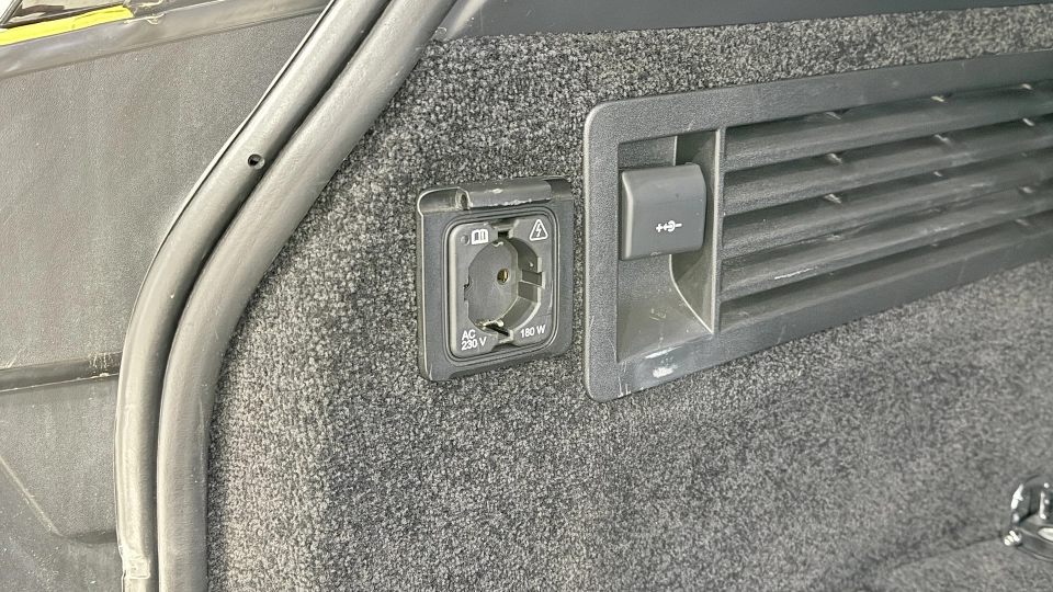 Range Rover Vogue - P400e - Meridian - ACC - imaginea 37