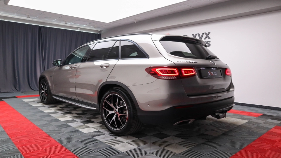 Mercedes GLC 300de Pachet AMG Panoramic Perne de Aer Keyless LED - imaginea 3