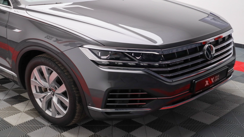 VW Touareg E-Hybrid 462 cai Trapa Ambientale Cockpit Masaj ACC Keyless - imaginea 15