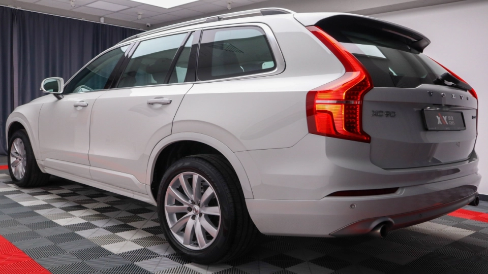 Volvo XC 90 D5 Aut 7 Locuri 4x4 Thor LED Keyless Go/Entry Virt.Cockpit - imaginea 15